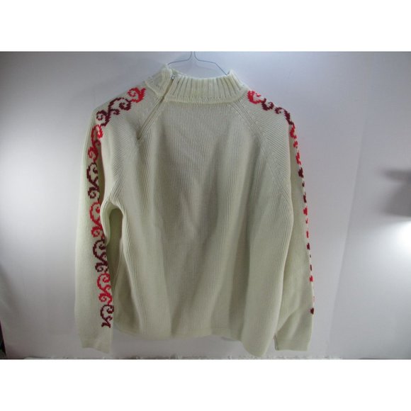 Full Fashioned Imports Sweater 100% Acrylic Size Medium 23x25 - Picture 5 of 8